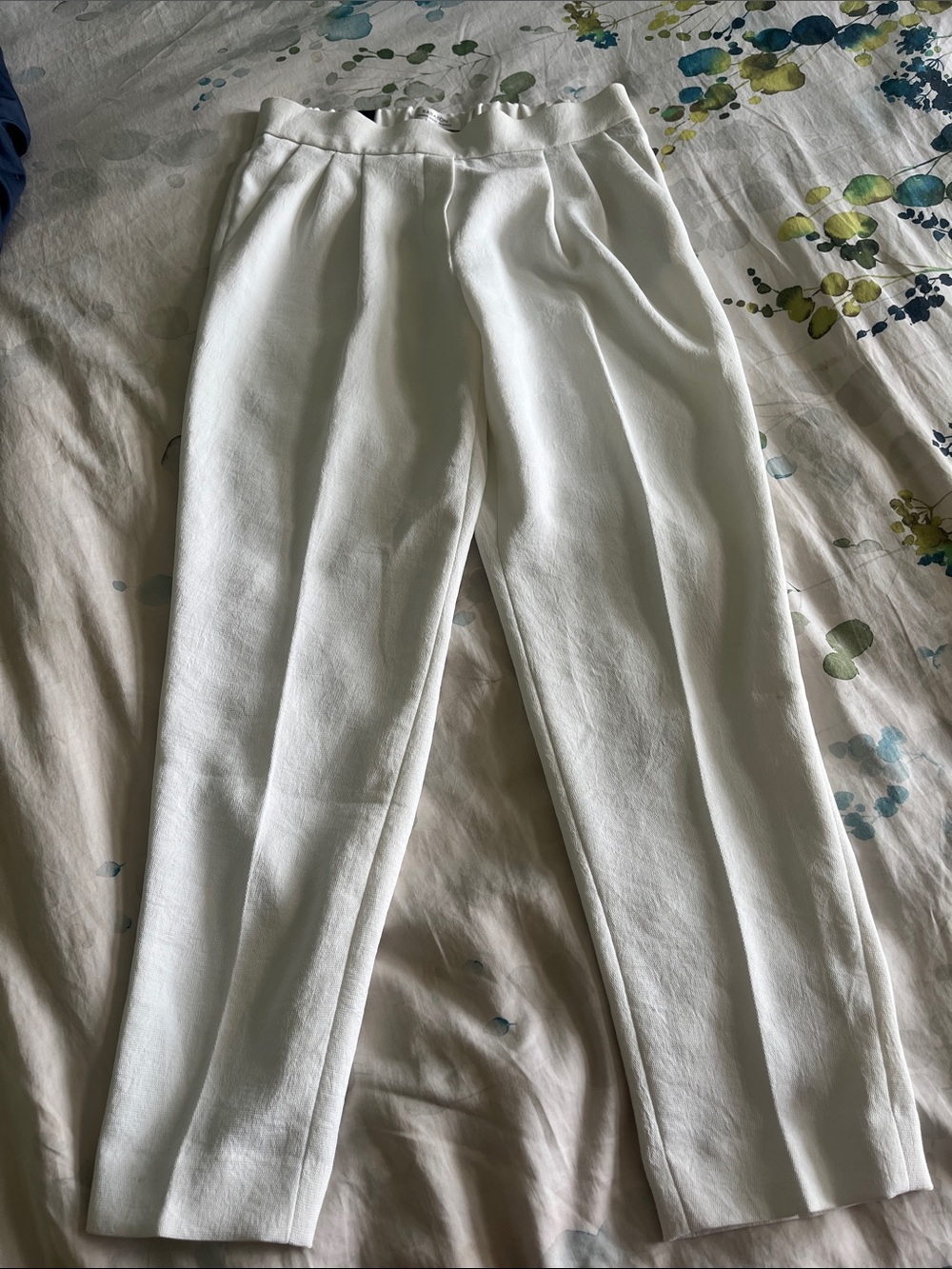 Babaton Off-White Pleated Slim Dress Pants